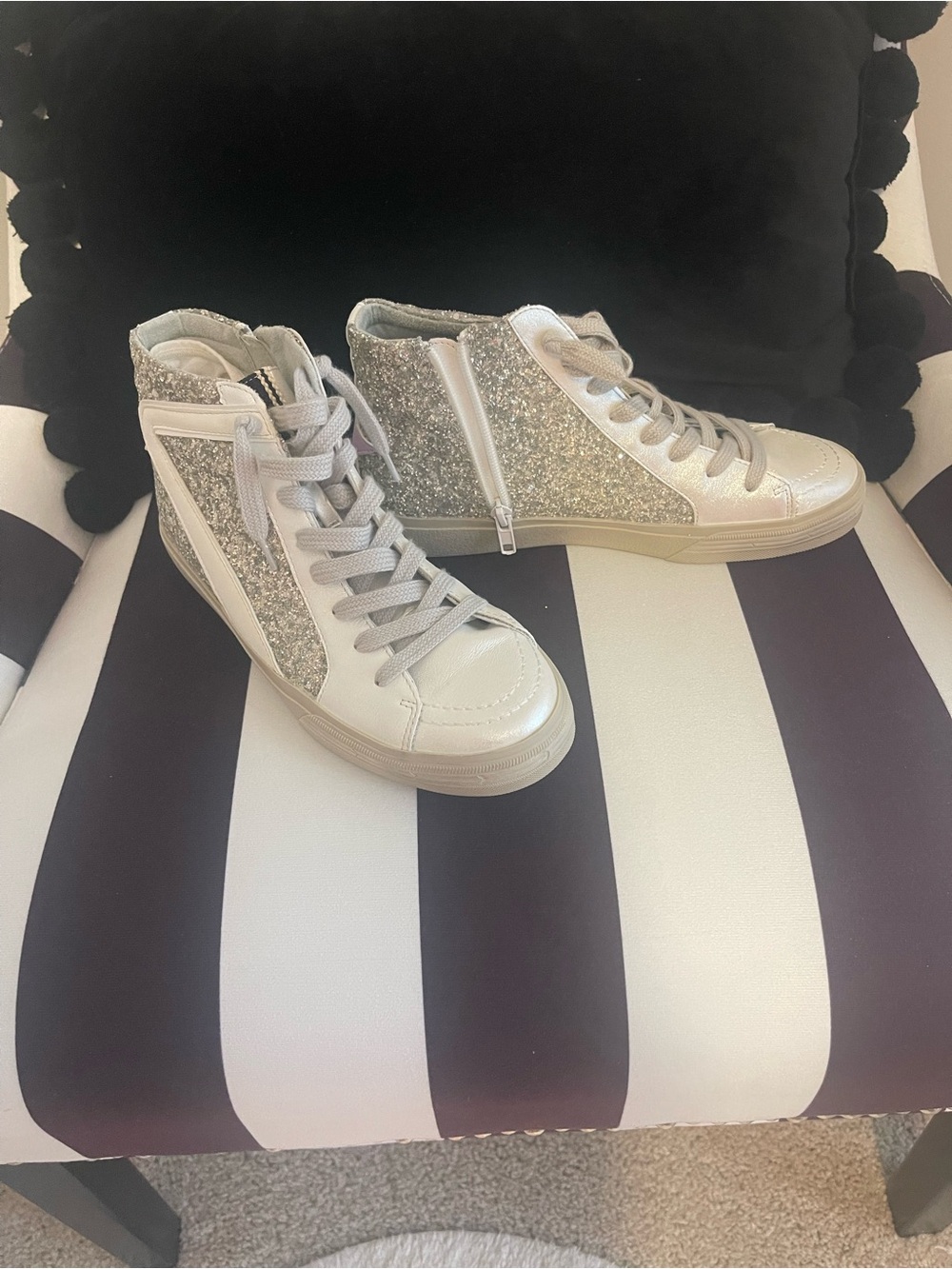 ShuShop Women's Silver Glitter High-Top Sneakers with Side Zip